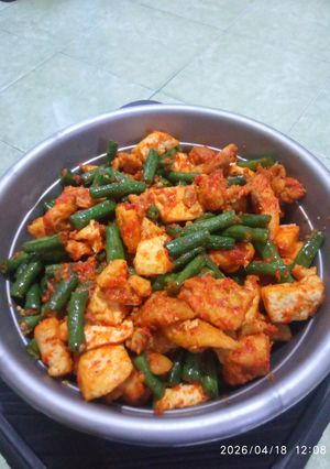 Foto resep Balado ayam, kacang panjang dan tahu