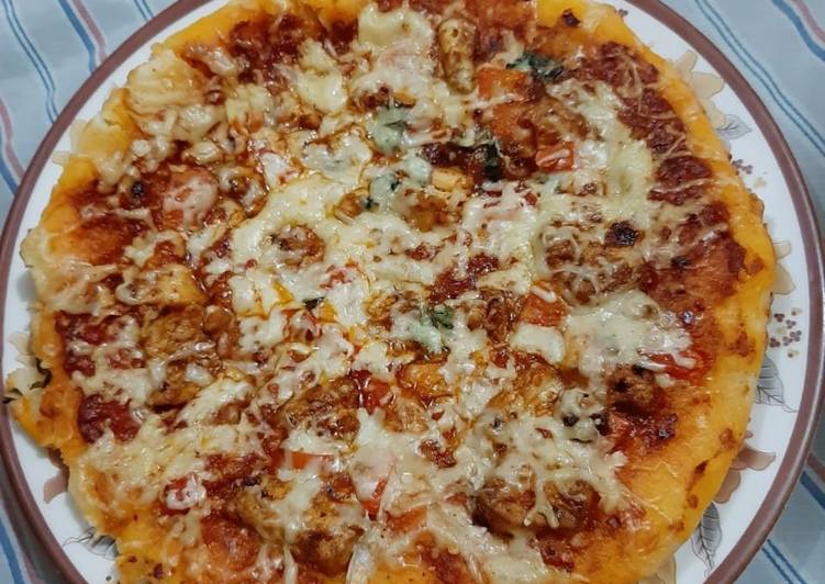 Recipe of Perfect Chicken Tikka Pizza ????????