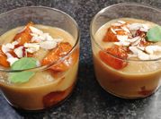 Une photo de sirop abricot