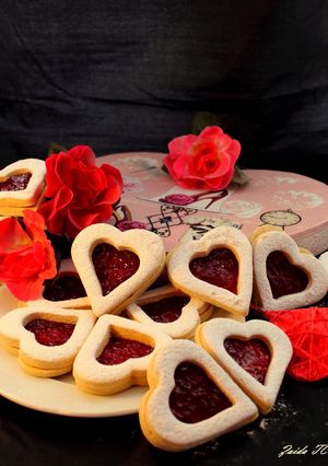 Foto principal de Galletas Rellenas de Mermelada para San Valentín