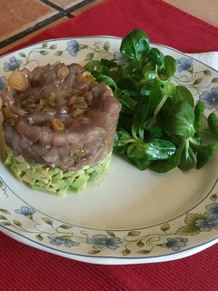 Una foto de Tartar de bacalao