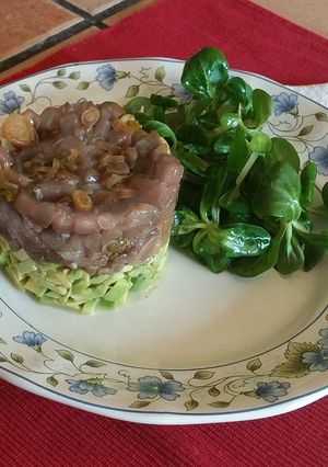 Una foto de Tartar de bacalao