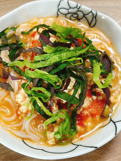 Hình của món Bún riêu chay đơn giản.