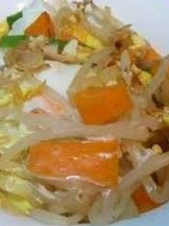 豆芽菜雞蛋蓋飯 的食譜成品照片