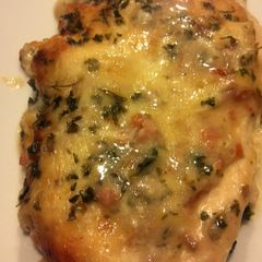 A picture of Chicken Flourentine.