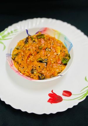 A picture of Tomato thokku.