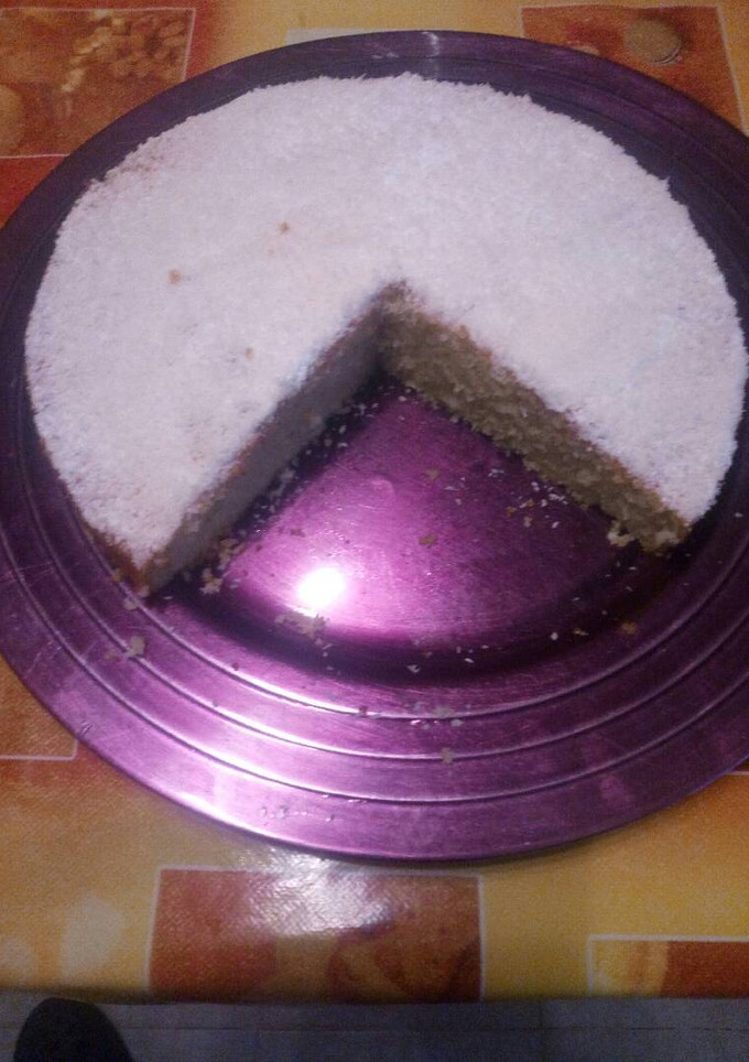 Una foto de Bizcocho yogurt y coco al limón