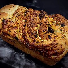 A picture of Sundried Tomato Bread.