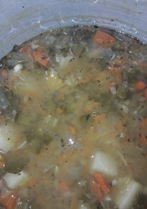Una foto de Sopa de verduras trozadas