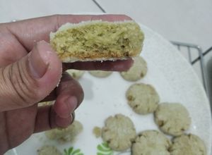 Gambar Matcha crinkle cookies