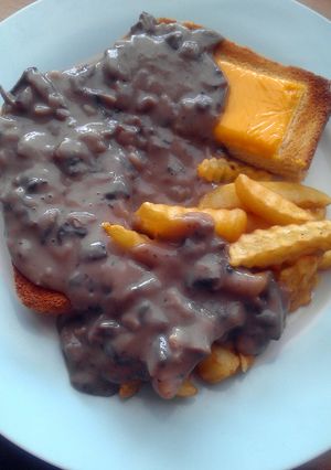 A picture of Vickys Mushroom Gravy, Gluten, Dairy, Egg, Soy & Nut-Free.