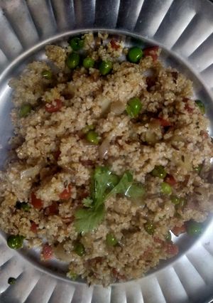 वेजिटेबल दलिया(Vegetable daliya recipe in Hindi) रेसिपी मुख्य फोटो
