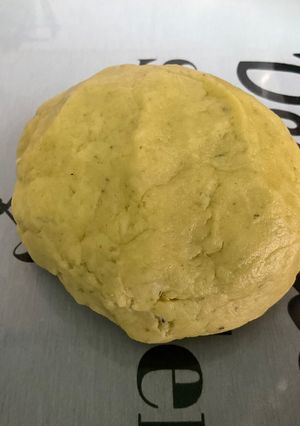 Une photo de Pâte brisée au miel et pistache