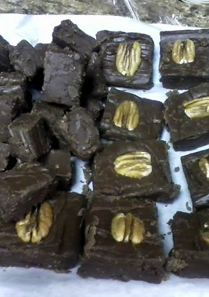 A picture of 8 Minute Fudge.