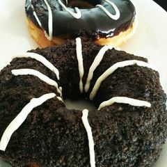 A picture of Chocolate Donut.