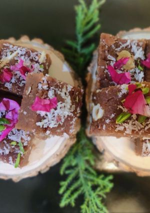 A picture of Water chestnut burfi.