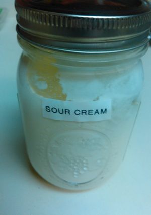 A picture of Sour cream.