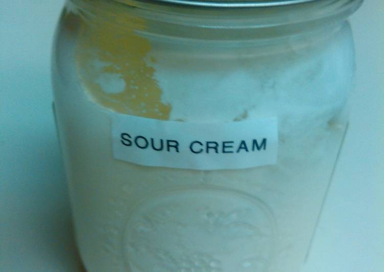 Simple Way to Prepare Homemade Sour cream