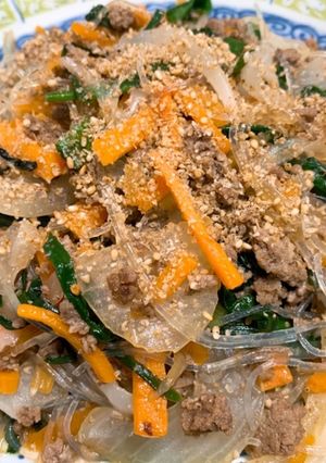 A picture of Super Easy Beef Japchae.