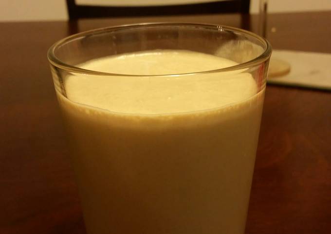 Easy low Carb peanut butter milkshake