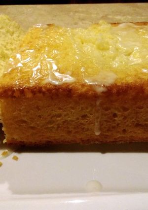 A picture of Lemon Pound Cake.
