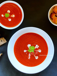 A picture of Vegan Carrot-Beetroot Soup.