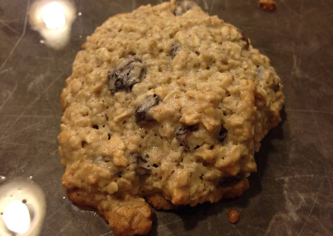 How to Chef Delicious Chewy Oatmeal Raisin Cookies