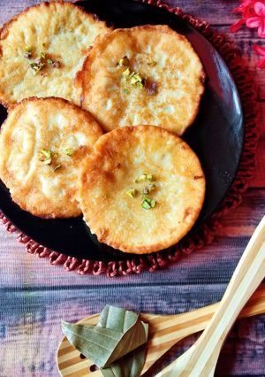 রাজস্থানি রাবড়ি মালপোয়া (Rajasthani rabri malpua Recipe in Bengali) রেসিপির প্রধান ছবি