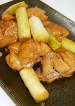 A picture of Chicken Thigh Teriyaki.