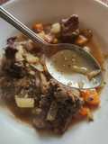Sopa de verduras y carne