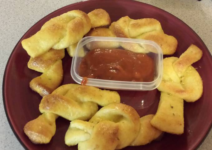 Garlic Knots