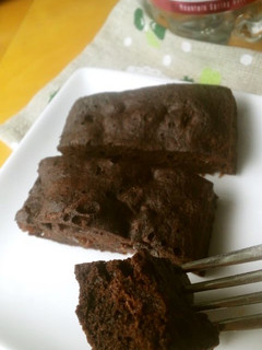 A picture of 5 Minutes in a Microwave Easy Chocolate Cake.