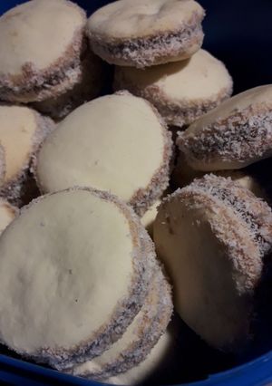 Una foto de Alfajorcitos de Maizena♡