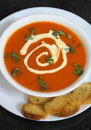 A picture of Roasted Vegetable Soup 🥣 (Dinner Recipe & Winter Special).