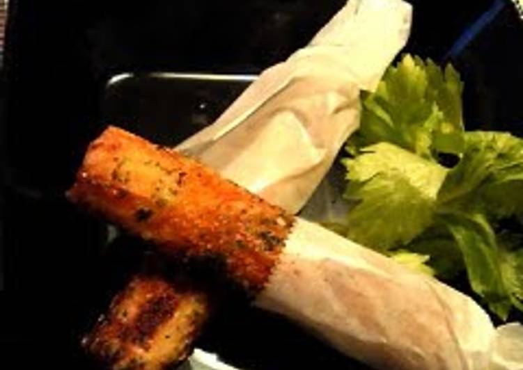 WORTH A TRY!  How to Make A Kick of Spice! Chikuwa Fishcake Sticks Seasoned with Curry and Black Pepper