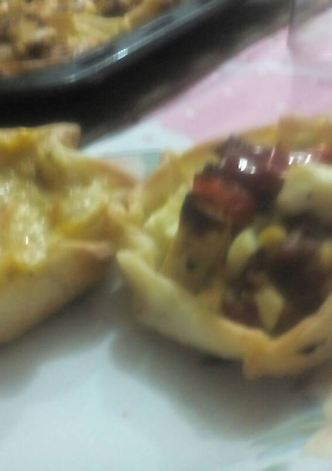 Una foto de Canastitas de atún y de choclo