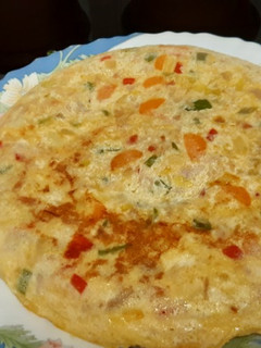 Una foto de Tortilla de atún y verduras