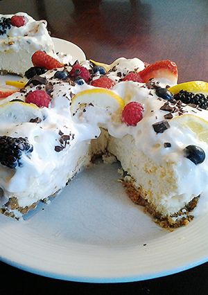A picture of Lemon Cheesecake with Butter Cookie Crust.