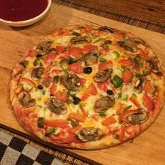A picture of Pizza Paratha.