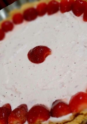 Una foto de Tarta mousse de Frutillas 🍓