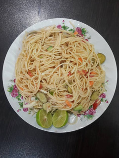 عکسی از دستور سالاد ماکارونی با تن ماهی