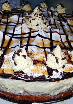 A picture of ~Ray's Chocolate Banana Eclair Cake~.