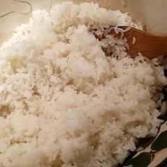 A picture of Sushi rice.