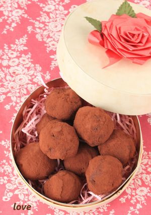A picture of For Valentine's Day! Really Easy Soft Chocolate Truffles.