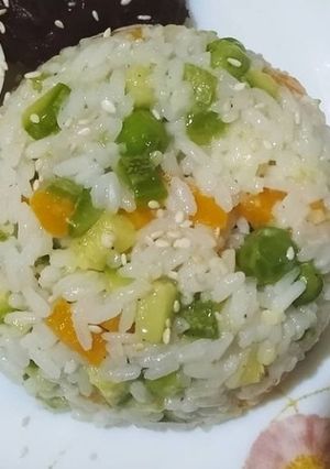 Une photo de Salade 🥗 de riz 🍚 au fromage blanc