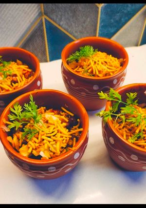 A picture of Cornflakes Bhel.