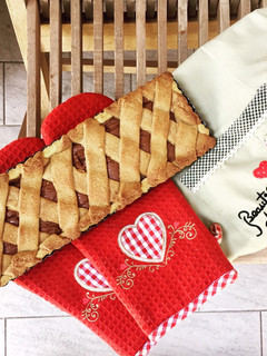 Foto di Crostata furba bicolore alla Nutella