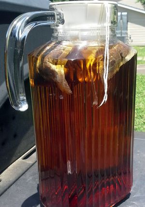 A picture of Lemongrass black sun tea.
