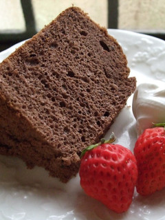 A picture of Moist and Soft Cocoa Chiffon Cake.