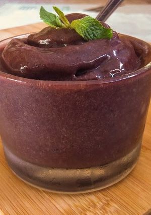 A picture of Acai smoothie bowl.
